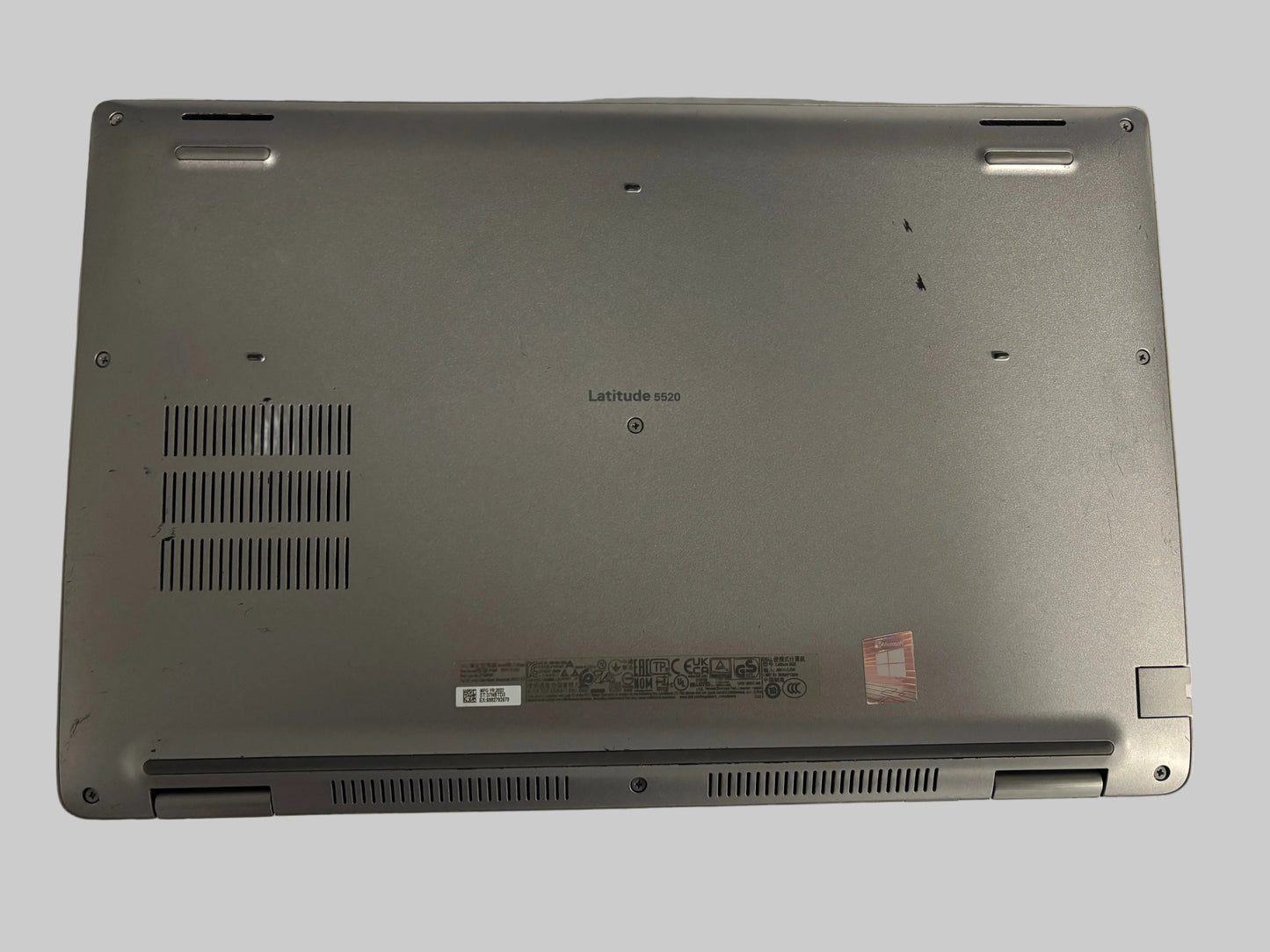 Dell Latitude 5520 15.6-inch Laptop Computer BT002068