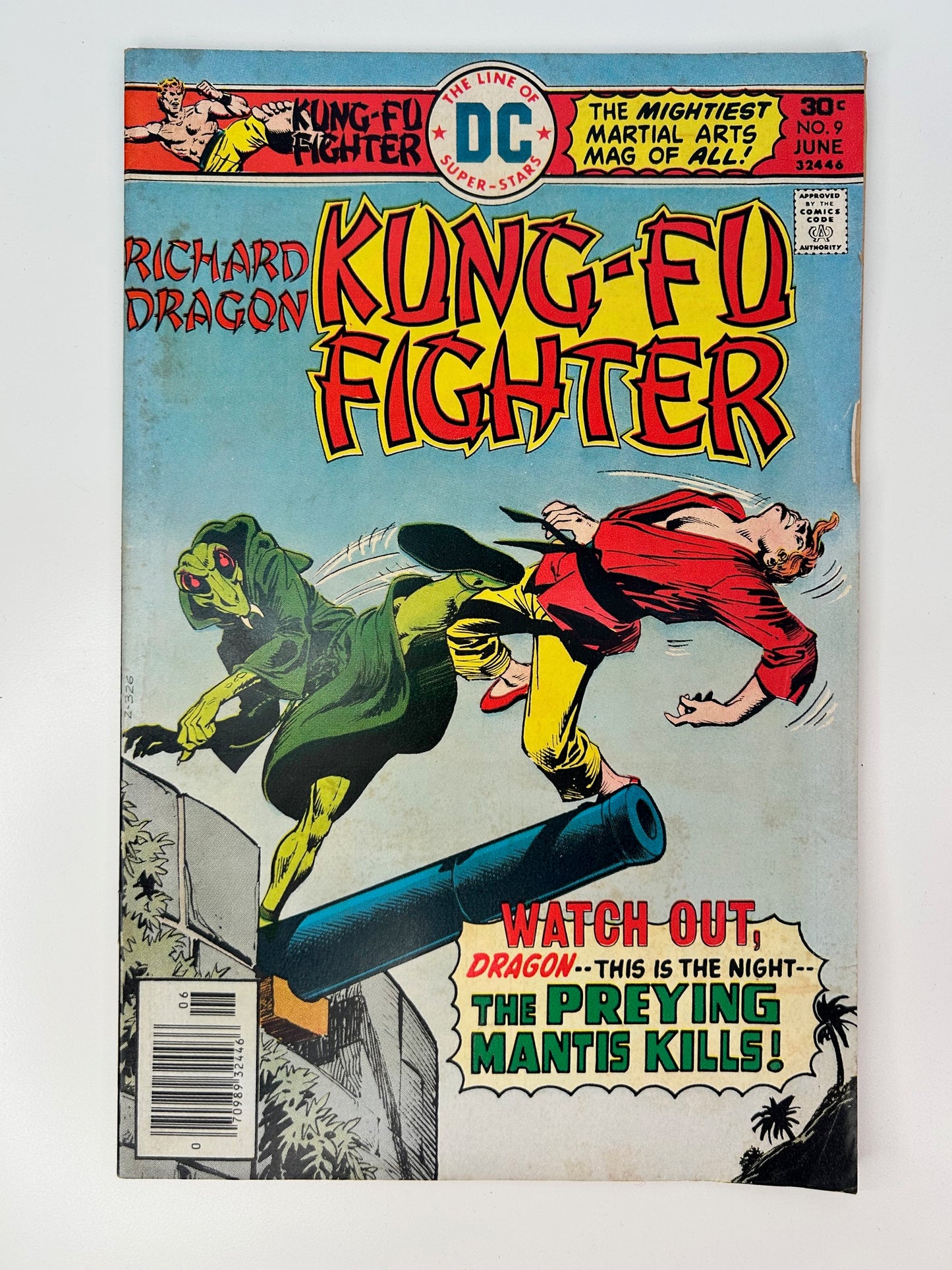 Richard Dragon Kung-Fu Fighter #9 Vintage June 1976 DC Comic Book