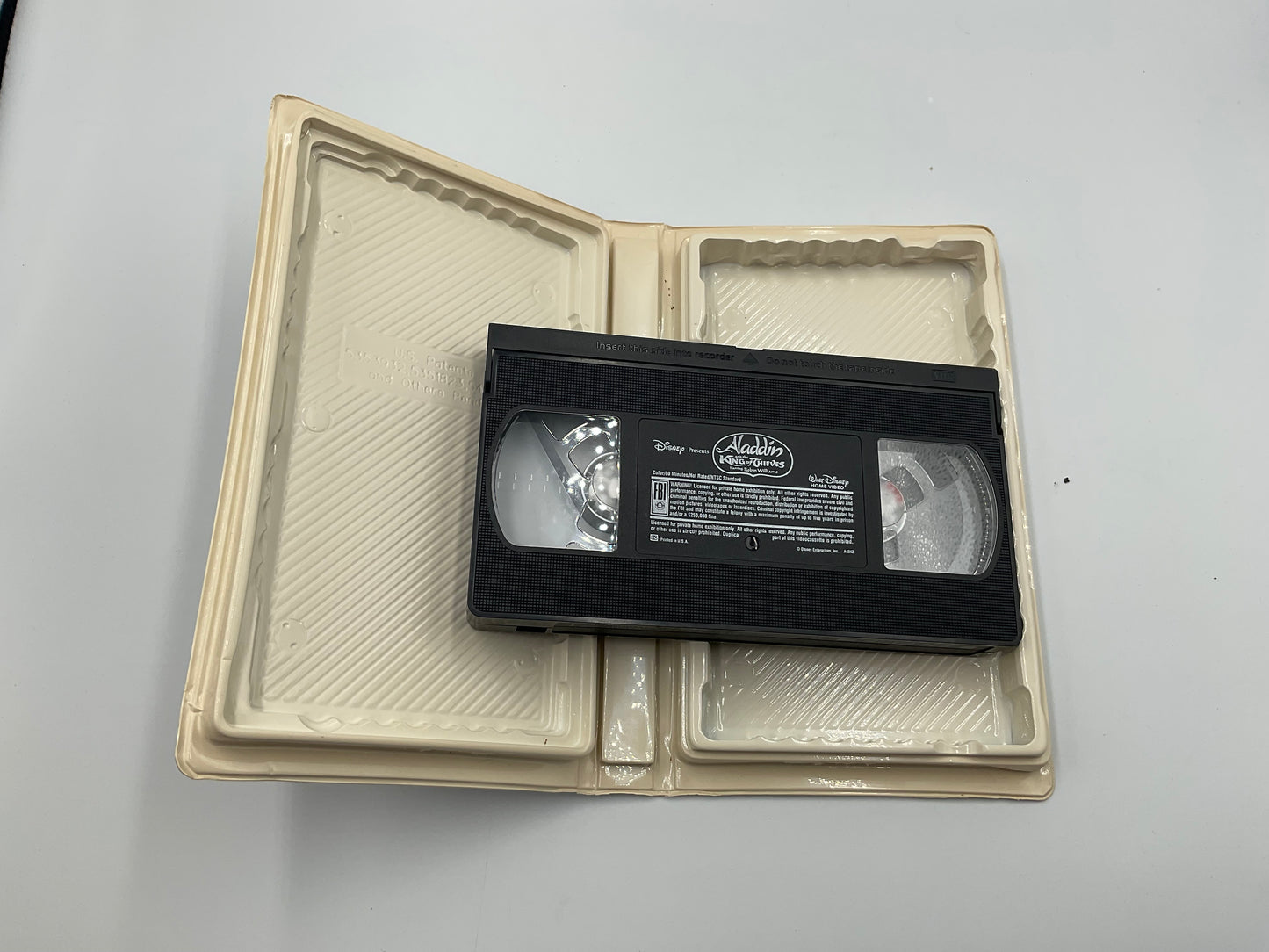 Disney’s Aladdin and the King of Thieves VHS Tape Starring Robin Williams