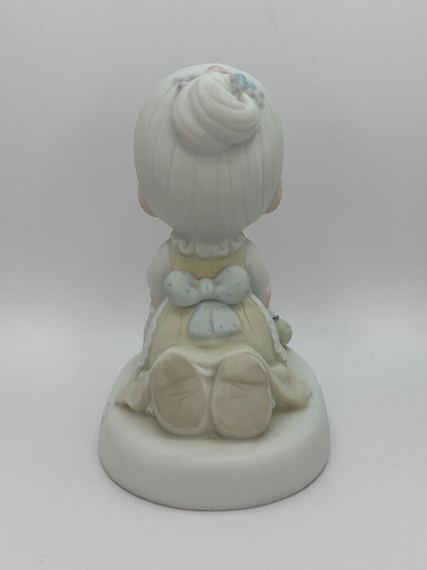 Precious Moments Vintage 1986 Members Only Figurine Grandma's Prayer Original Box Mint