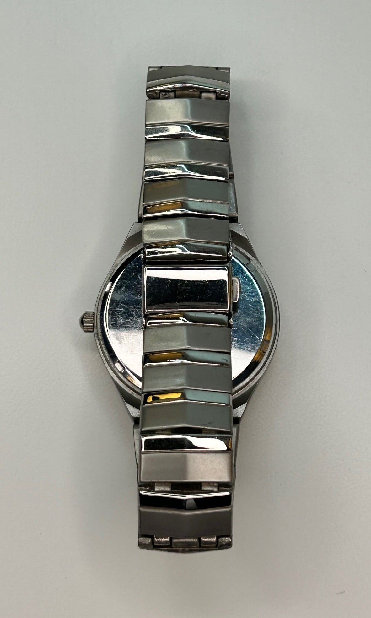 Fossil Sport Line Silver Tone Men’s Watch #YR2000 in Working Condition