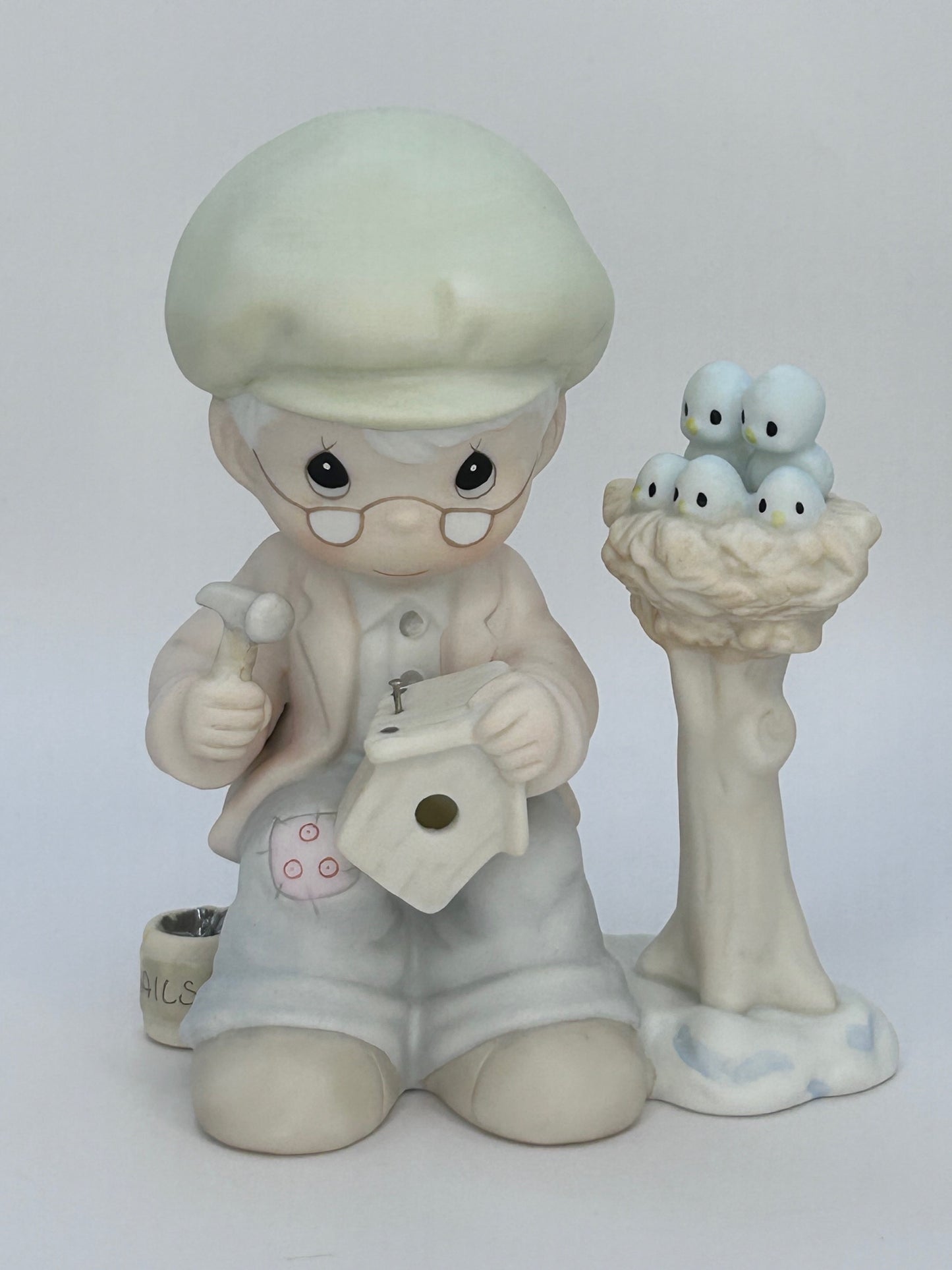 Precious Moments Vintage 1992 Members Only Figurine Only Love Can Make A Home Orig Box