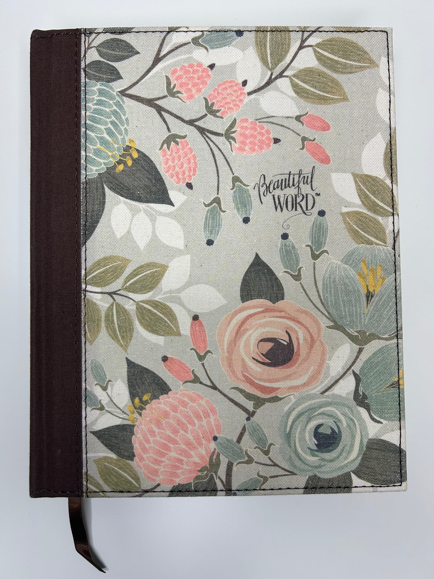 Beautiful Word Bible NIV Clothbound Hardcover