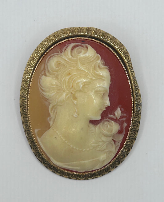 Victorian Woman Style Cameo Brooch Antiqued Gold Tone Pin Peach White Bust