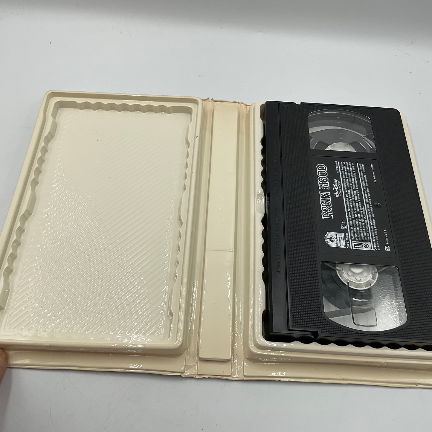 Walt Disney Masterpiece Collection Robin Hood Vintage VHS Video Tape Movie
