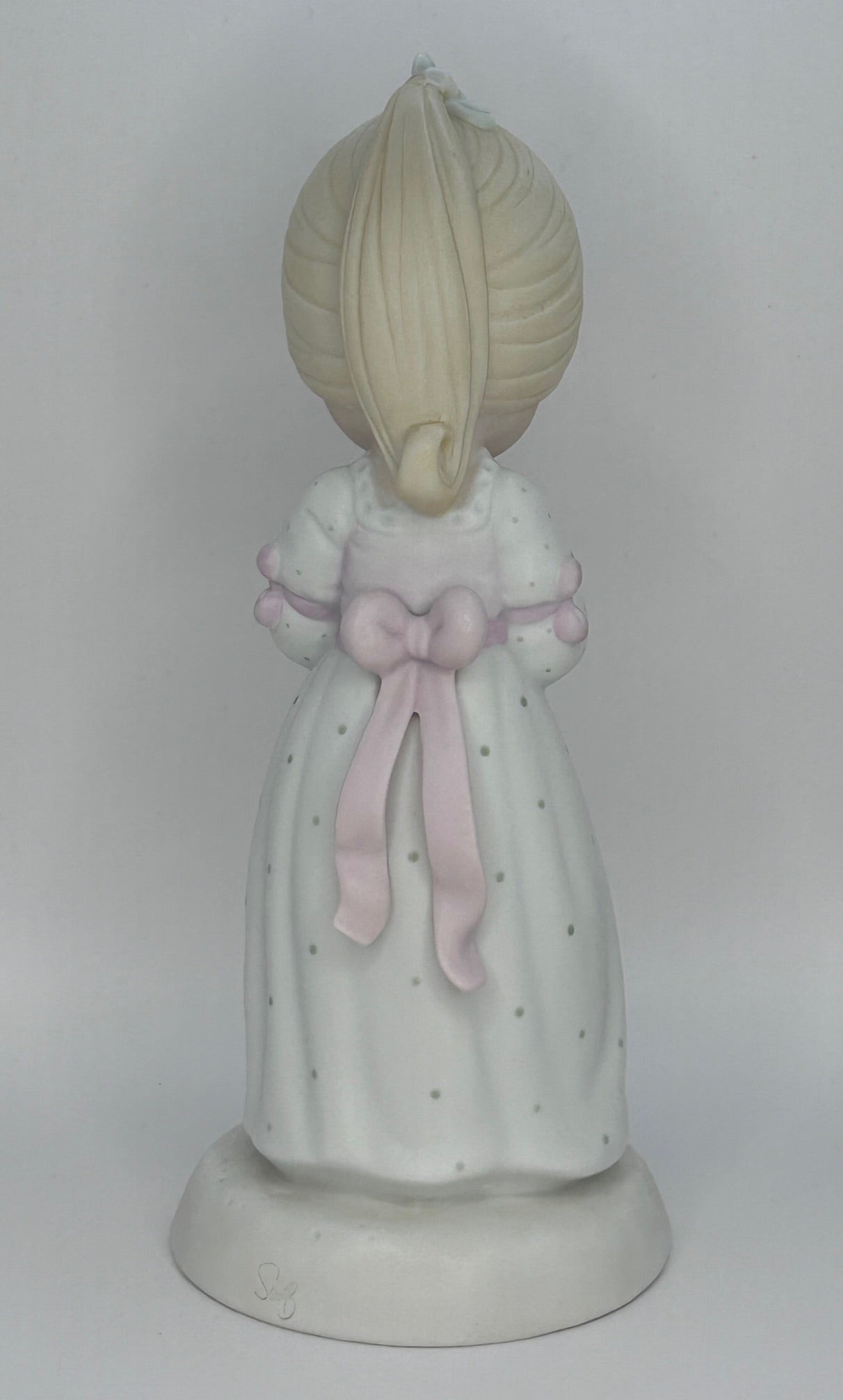 Precious Moments Vintage 1987 We Are All Precious in His Sight Hand Painted Porcelain Collectible Figurine Original Box Mint