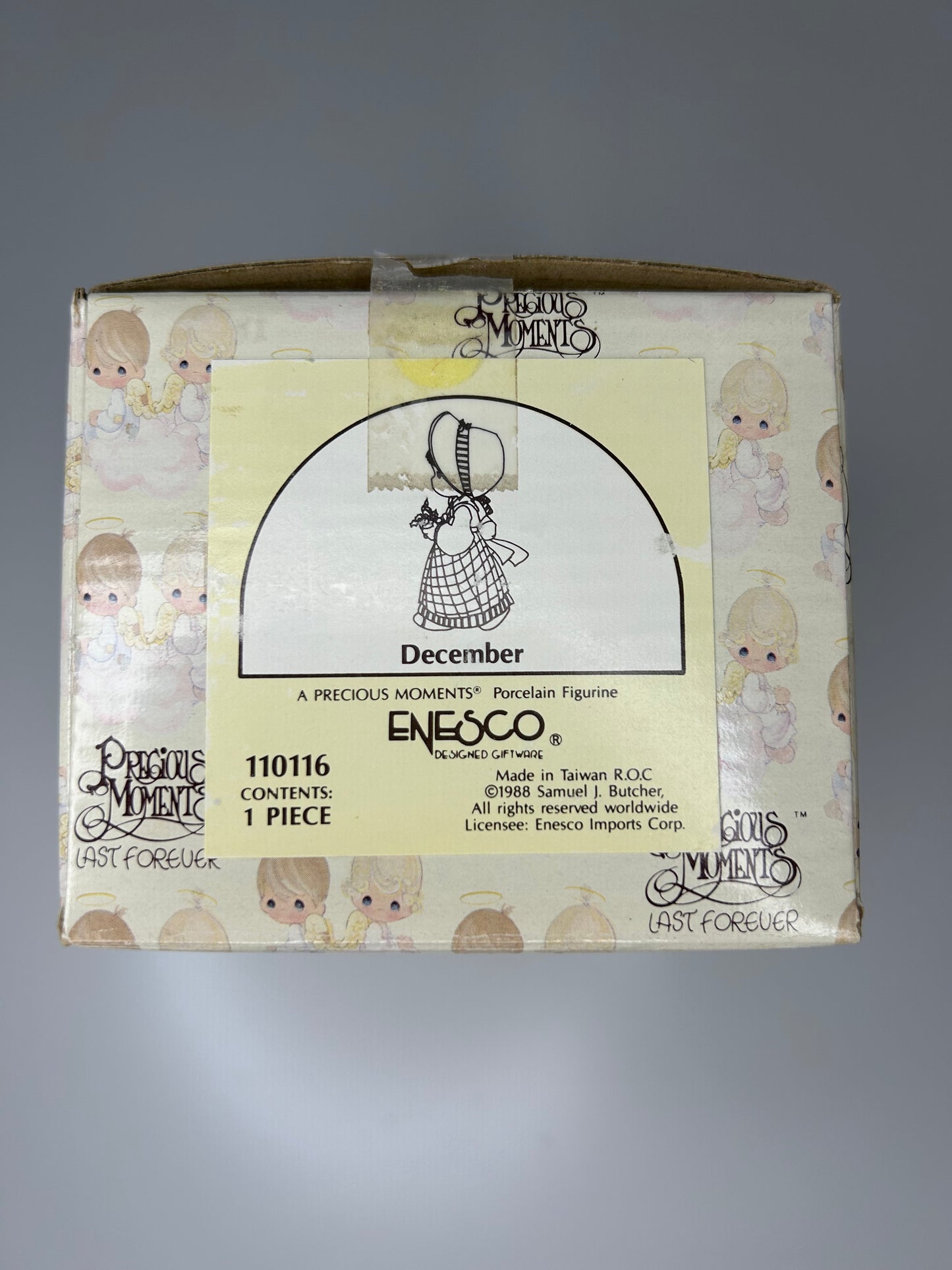 Precious Moments December Vintage 1988 Porcelain Figurine Original Box Mint