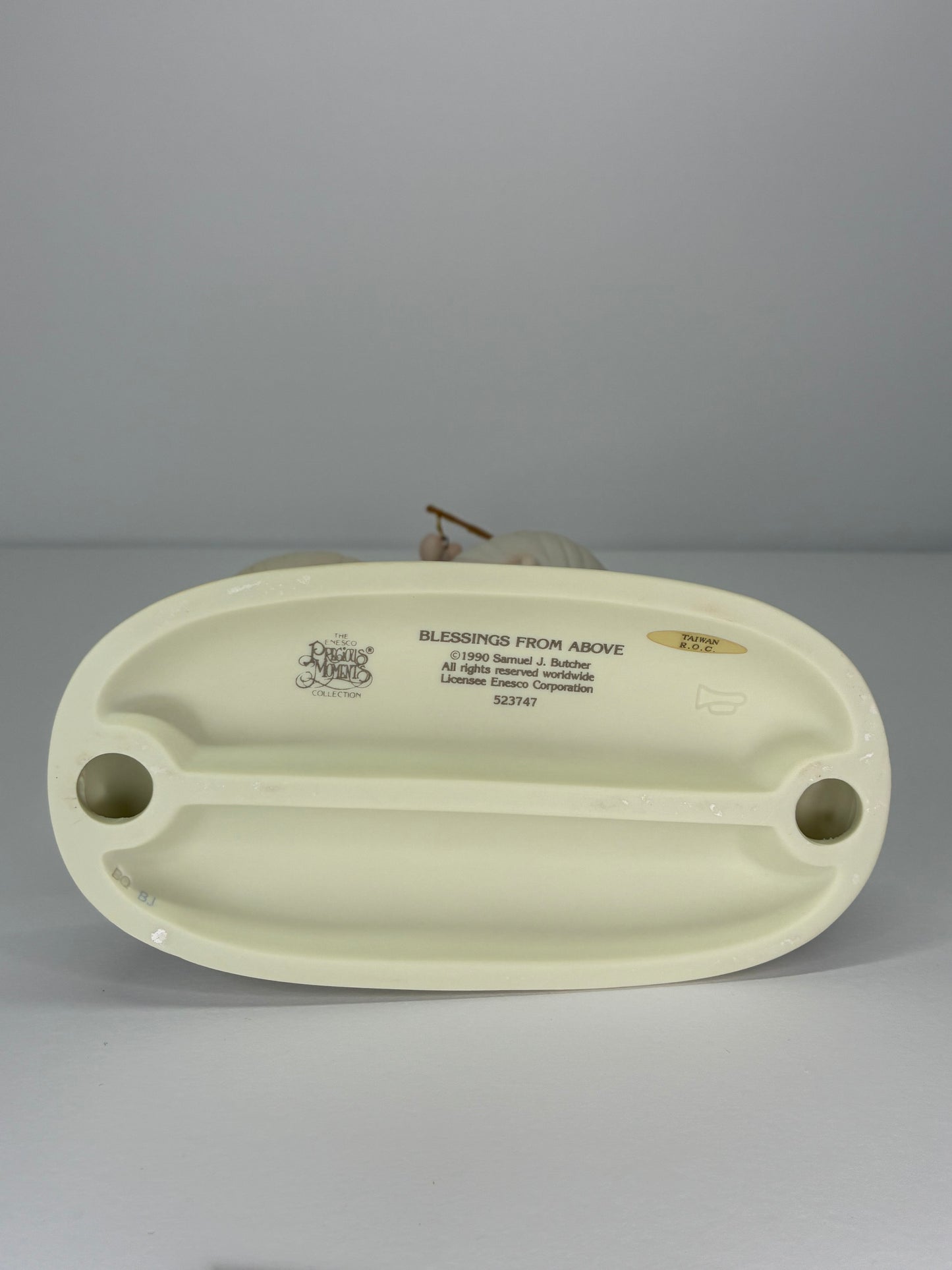 Precious Moments Vintage 1990 Blessings From Above Hand Painted Porcelain Collectible Figurine Original Box