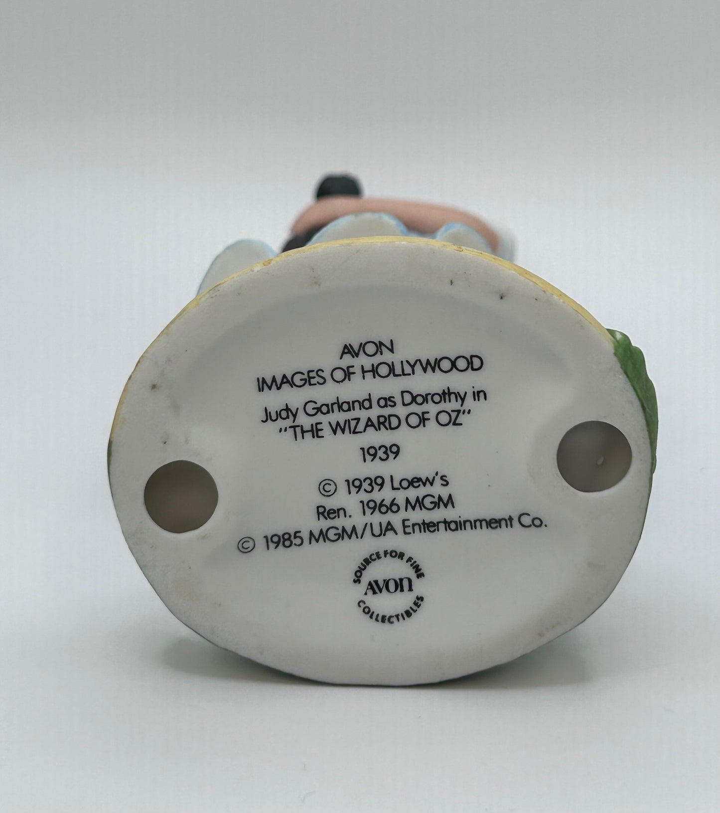 Dorothy & Toto Wizard of Oz Vintage 1985 Avon Images of Hollywood Ceramic Figurine