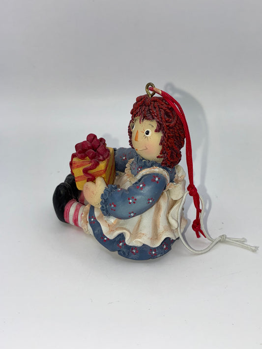 Raggedy Anne Holding Present Collectible Holiday Christmas Ornament Mint Condition