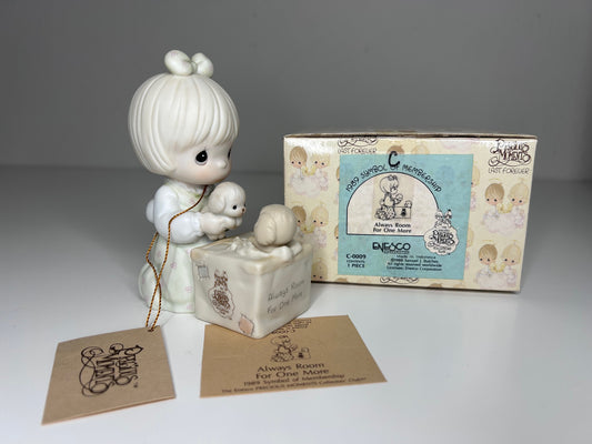 Precious Moments Vintage 1989 Symbol of Membership Always Room For One More Hand Painted Original Box