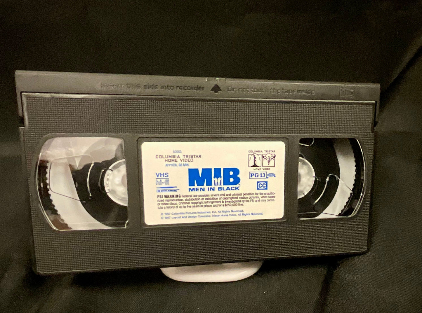 Men in Black Vintage 1997 VHS Video Tape Movie Will Smith Tommy Lee Jones Pre-Owned Film