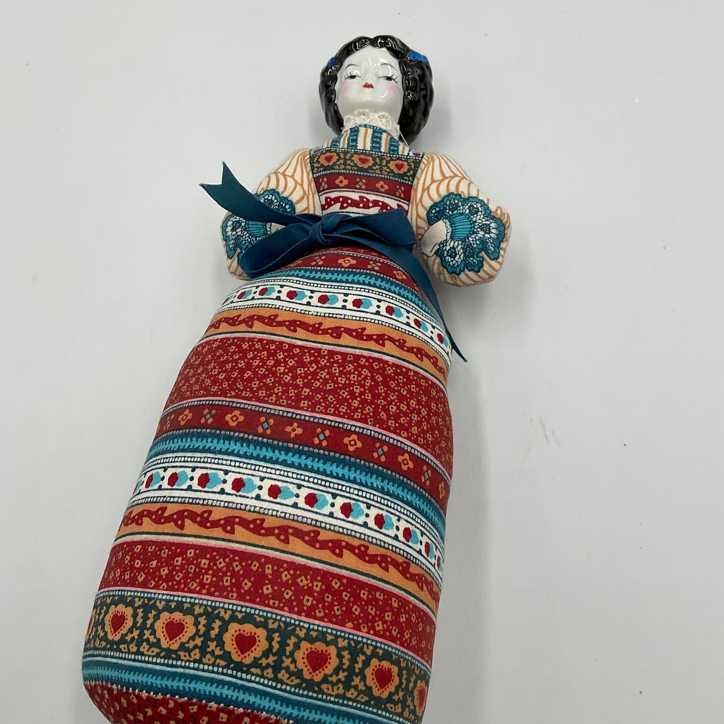 Avon American Heirloom Doll Vintage 1981