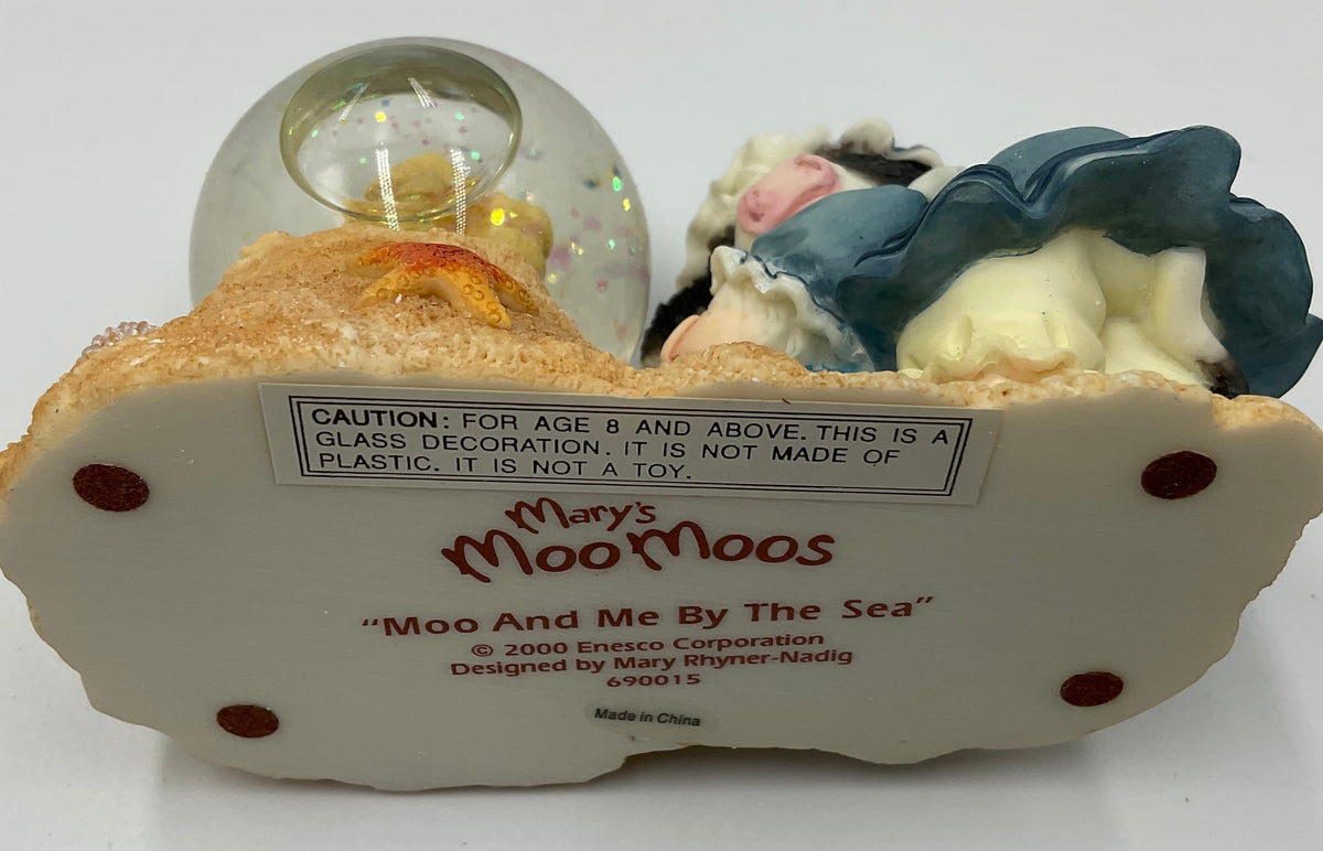 Enesco Mary's Moo Moos I'm So Lucky You're My Ducky Waterball 690015 2000