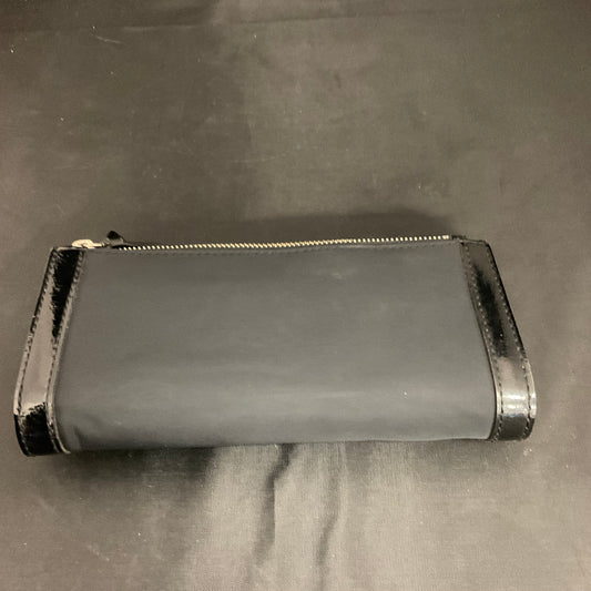 DNKY Large Wallet