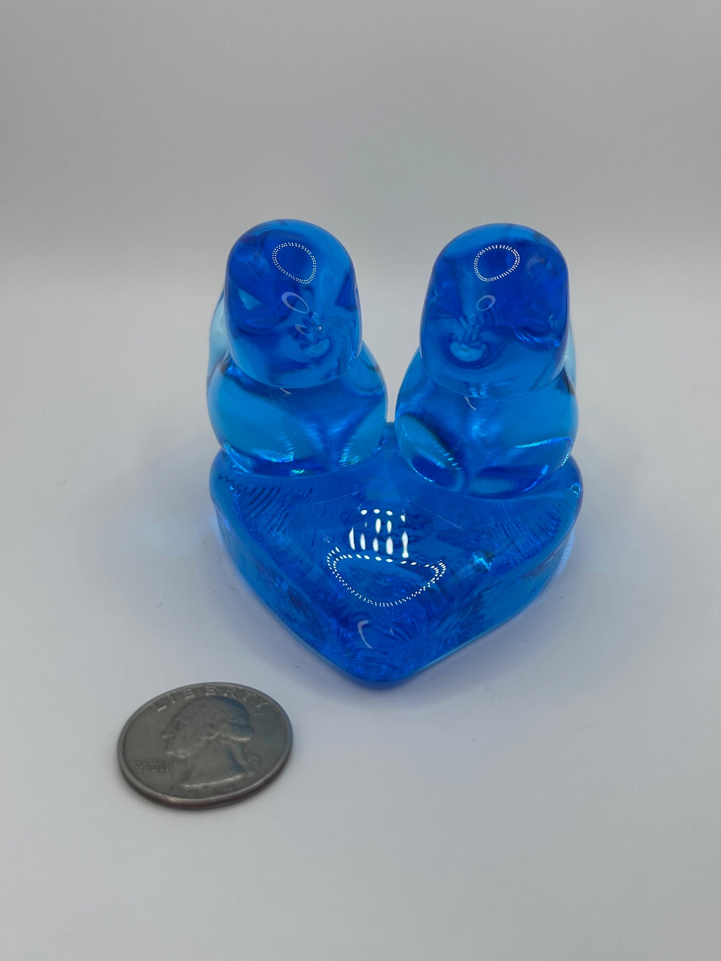 Leo Ward Vintage 1992 Artist Signed Double Bluebirds of Happiness Heart Shaped Hand Blown Glass Figurine