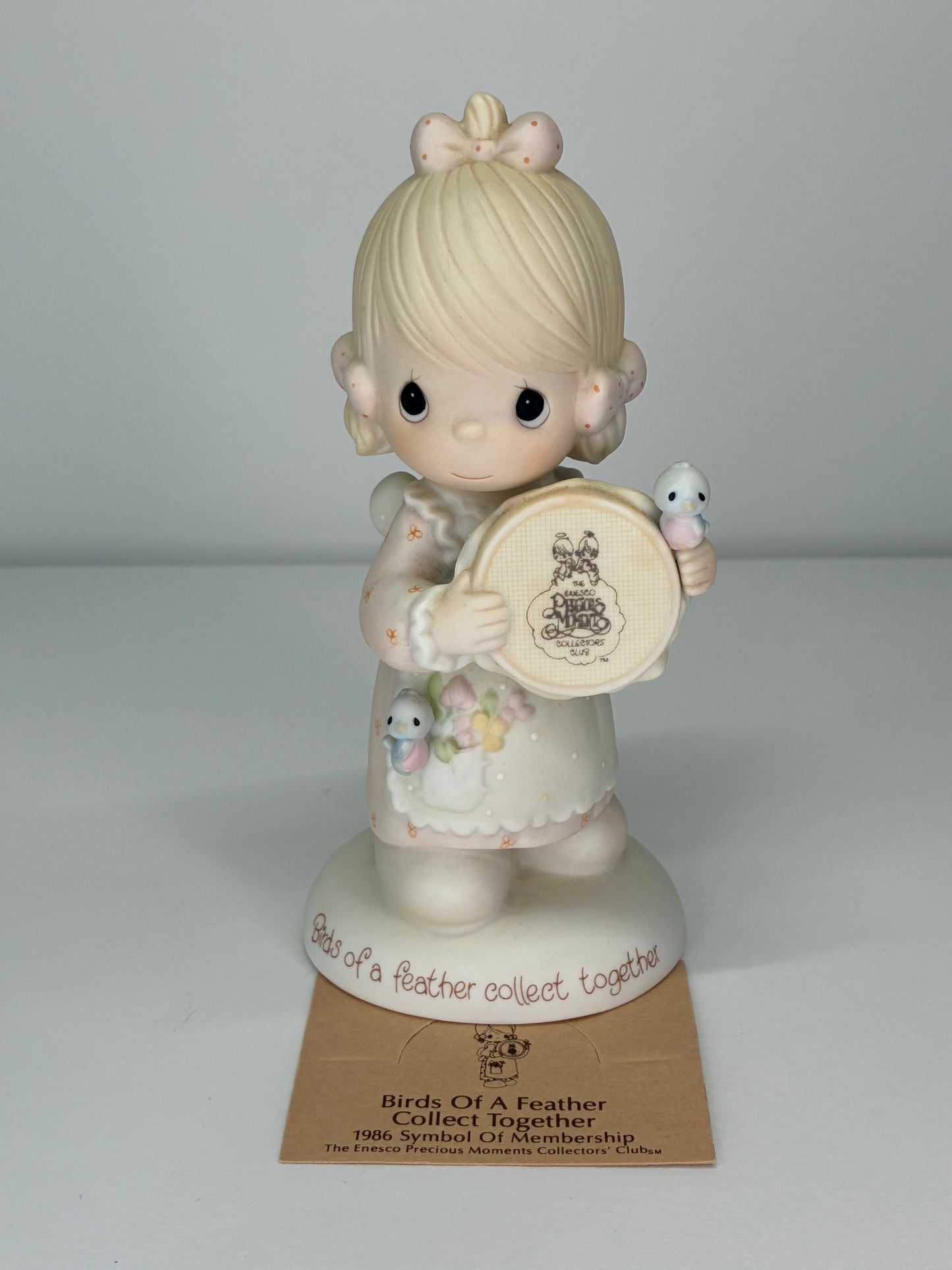 Precious Moments Vintage 1986 Symbol of Membership Birds of a Feather Collect Together