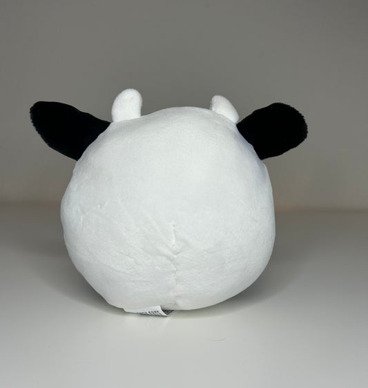 Zuru Snackles Daisy Cow Mike And Ike