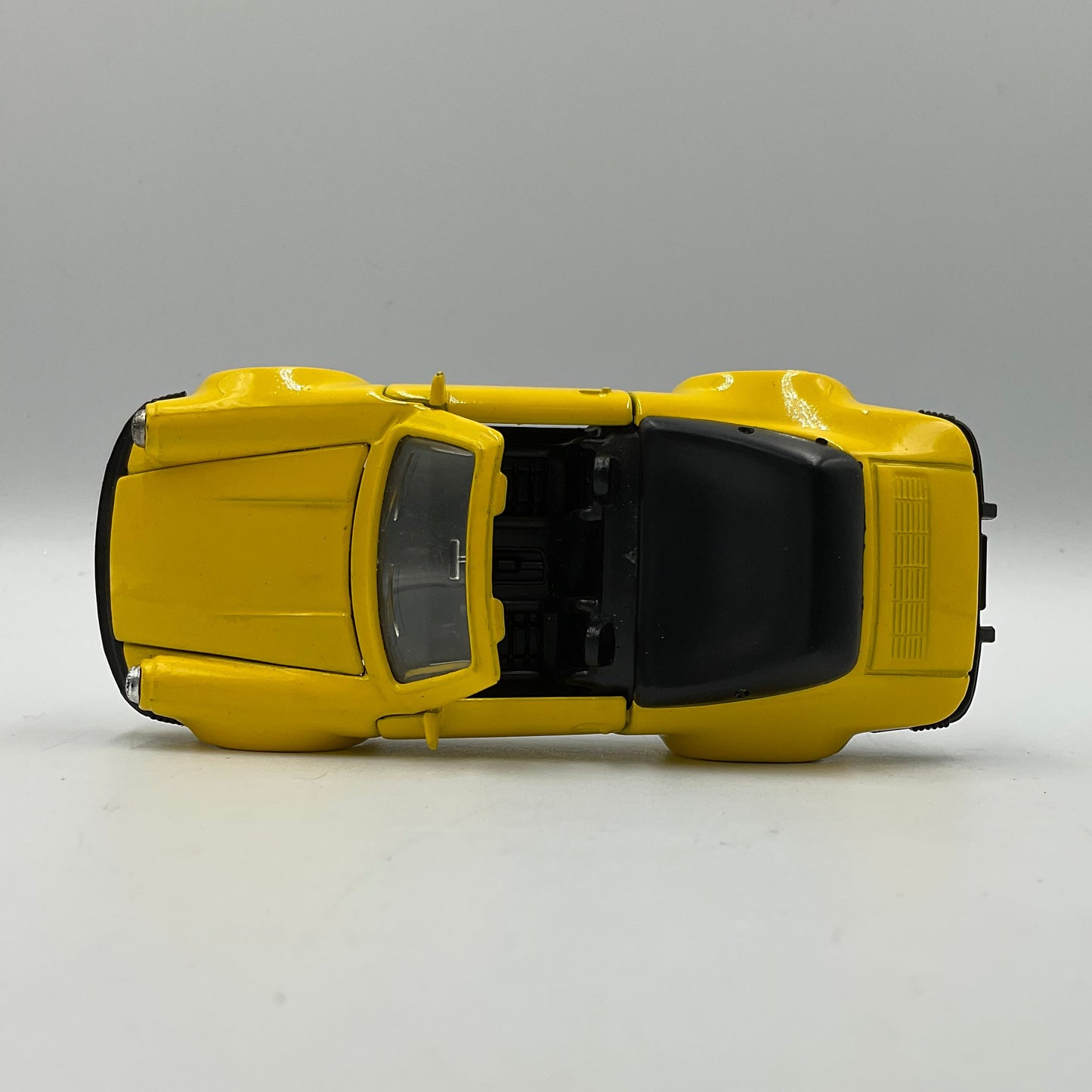 Yellow Porsche 911 Carrera Cabiolet Die-Cast Scale Model Replica Car