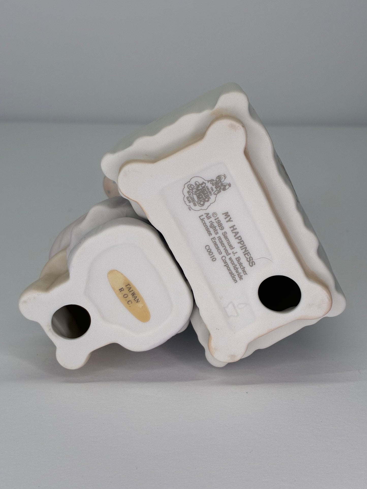 Precious Moments Vintage 1989 Symbol of Membership My Happiness Hand Painted Porcelain Collectible Figurine Original Box