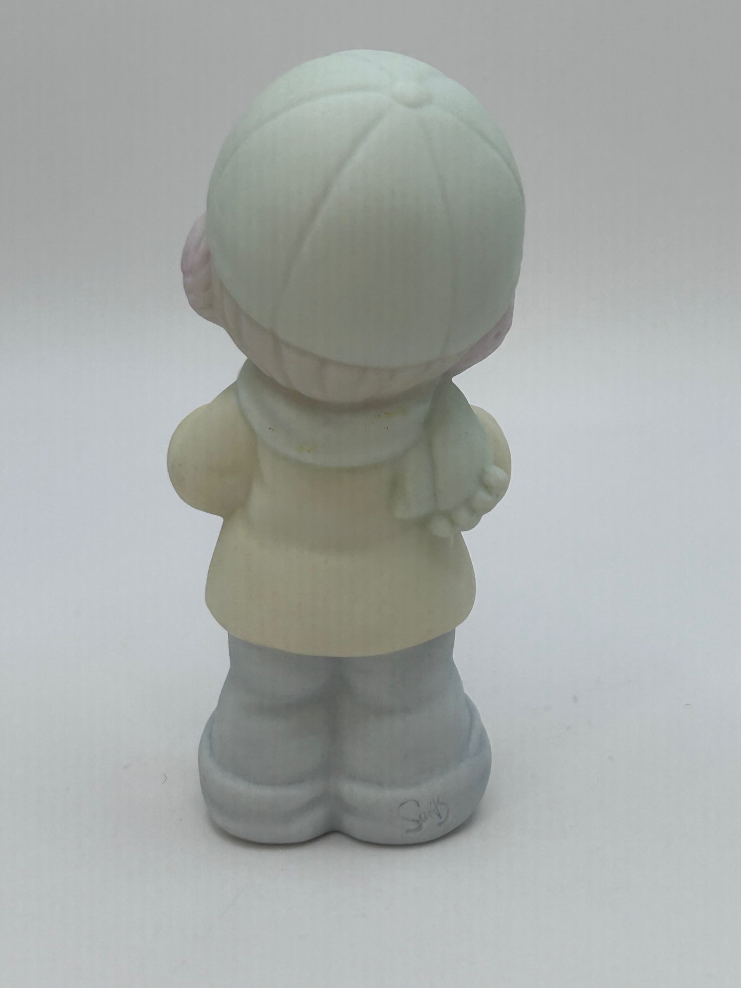 Precious Moments Vintage 1992 Sugar Town Philip Boy Carolling Figurine