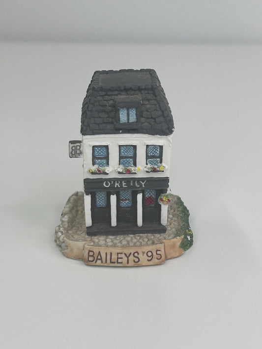 Baileys Irish Cream Vintage 1995 O'Reily Coffee Shop Figurine