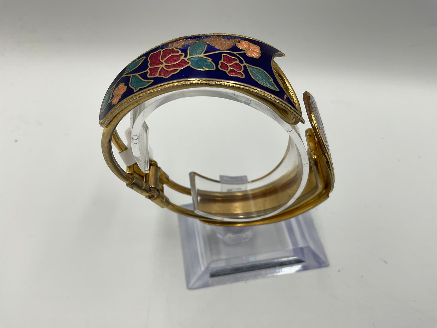 Vintage Hinged Clamper Oval Blue Enamel