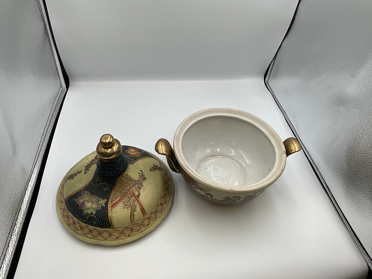 vintage Japanese Satsuma style earthenware covered tureen or casserole dish