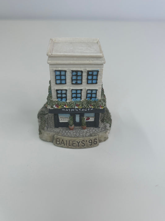 Baileys Irish Cream Vintage 1996 Murphy's Cafe Mini Coffee Shop Figurine