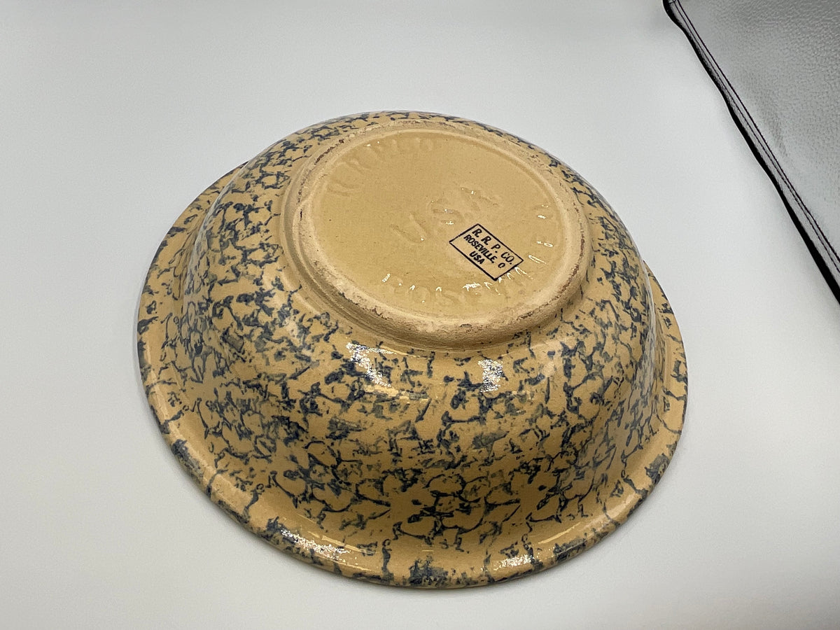 Robinson Ransbottom Pottery Company (R.R.P. Co.) blue spongeware stoneware mixing / pasta bowl