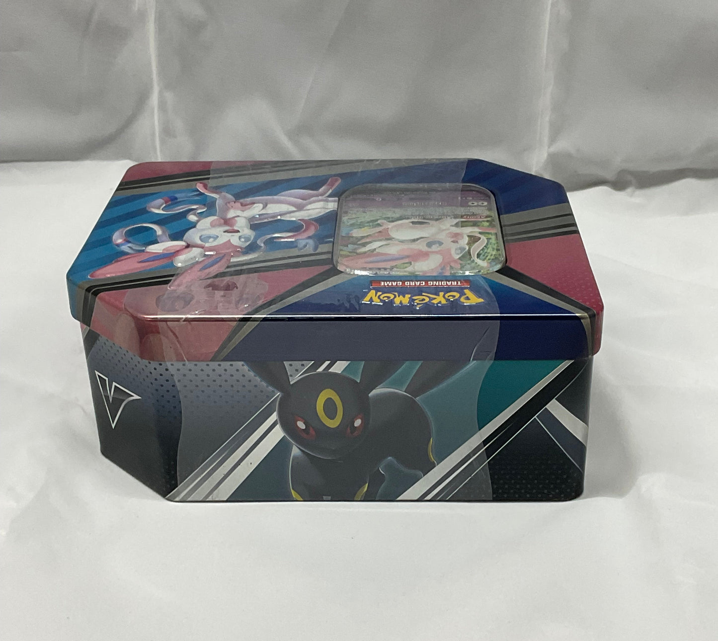 Pokemon V Heroes Tin Sylveon 5 Booster Pack Tin and Foil Card Trading Card Game TCG New Factory Sealed