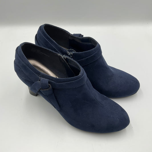 Coach and Four Blue Suede Women's Shoes Size 8 Heels