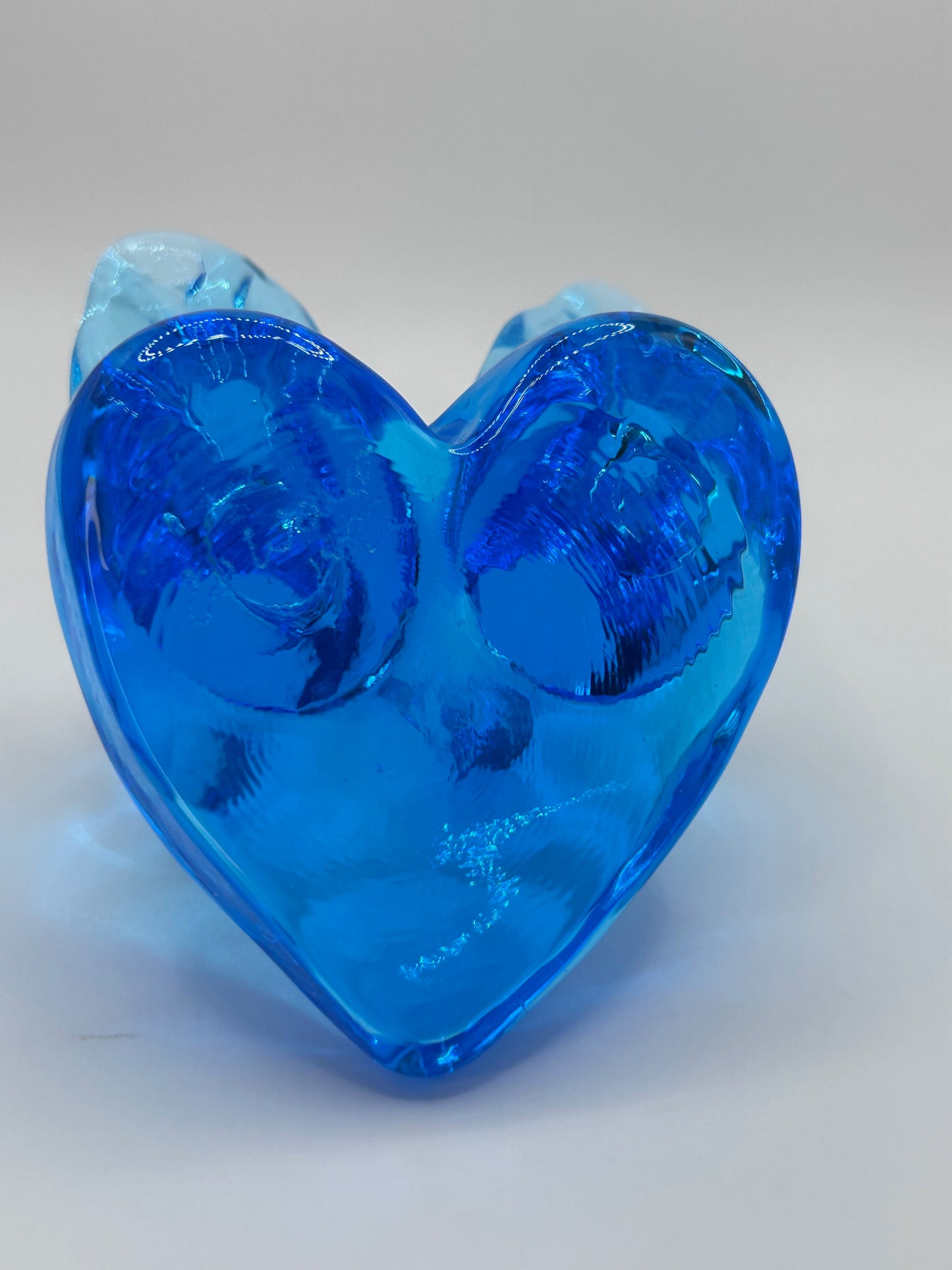 Leo Ward Vintage 1992 Artist Signed Double Bluebirds of Happiness Heart Shaped Hand Blown Glass Figurine