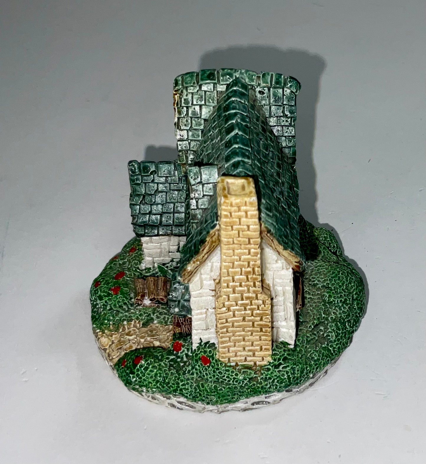 1987 Cornwall Cottage Hampshire Manor Cottage Figurine
