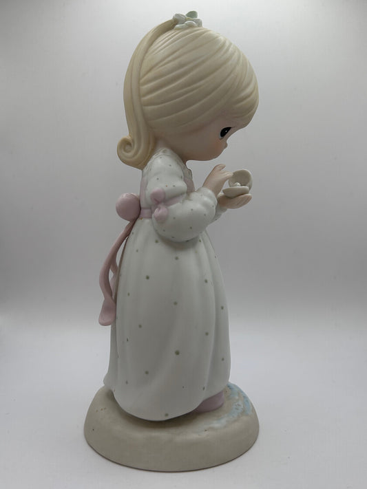 Precious Moments Vintage 1987 We Are All Precious in His Sight Porcelain Figurine