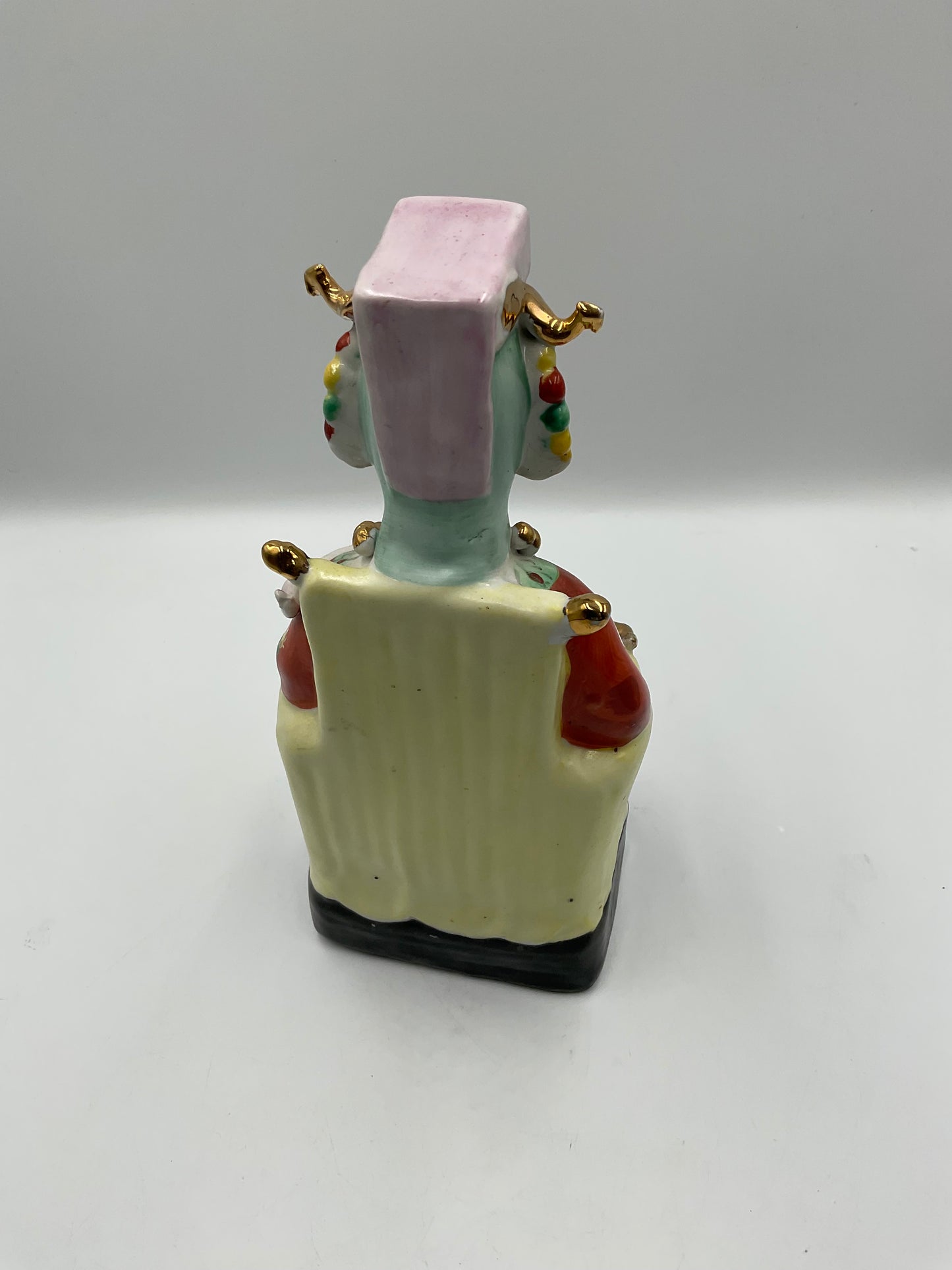 Vintage Chinese Porcelain Empress Figure