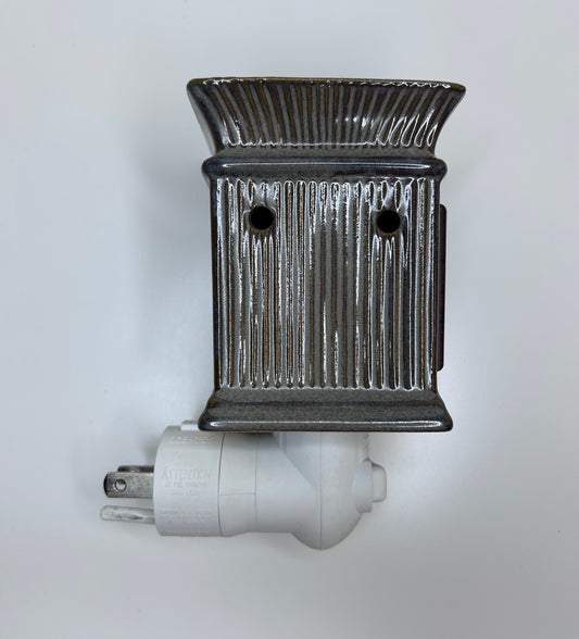 Scentsy Moss Wax Oil Candle Fragrance Warmer Plug In