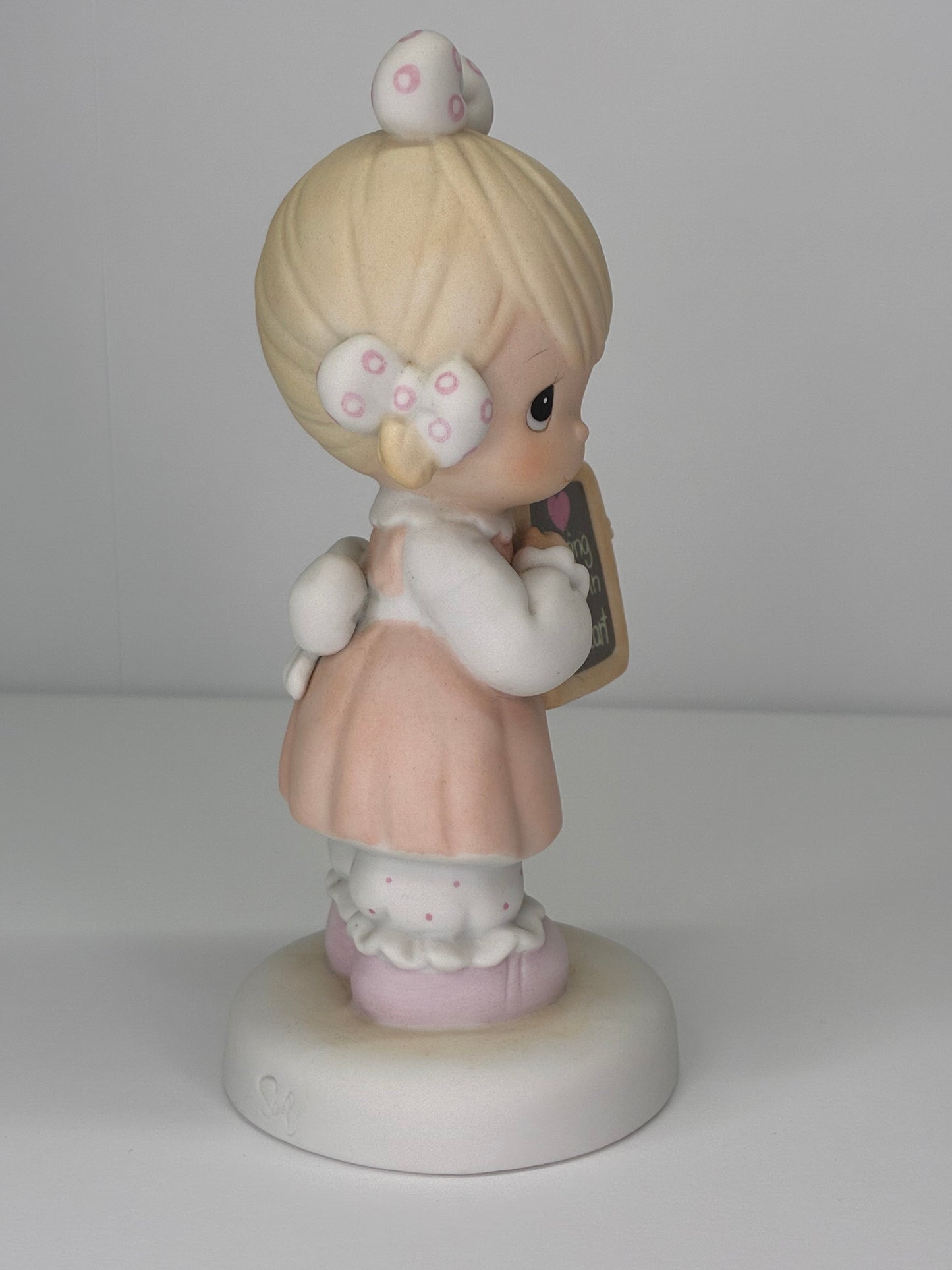 Precious Moments Vintage 1988 Sharing Begins in the Heart Hand Painted Porcelain Collectible Figurine Original Box