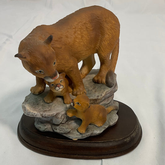Mountain Lions Vintage 1994 Masterpiece Porcelain Homco Endangered Species Series