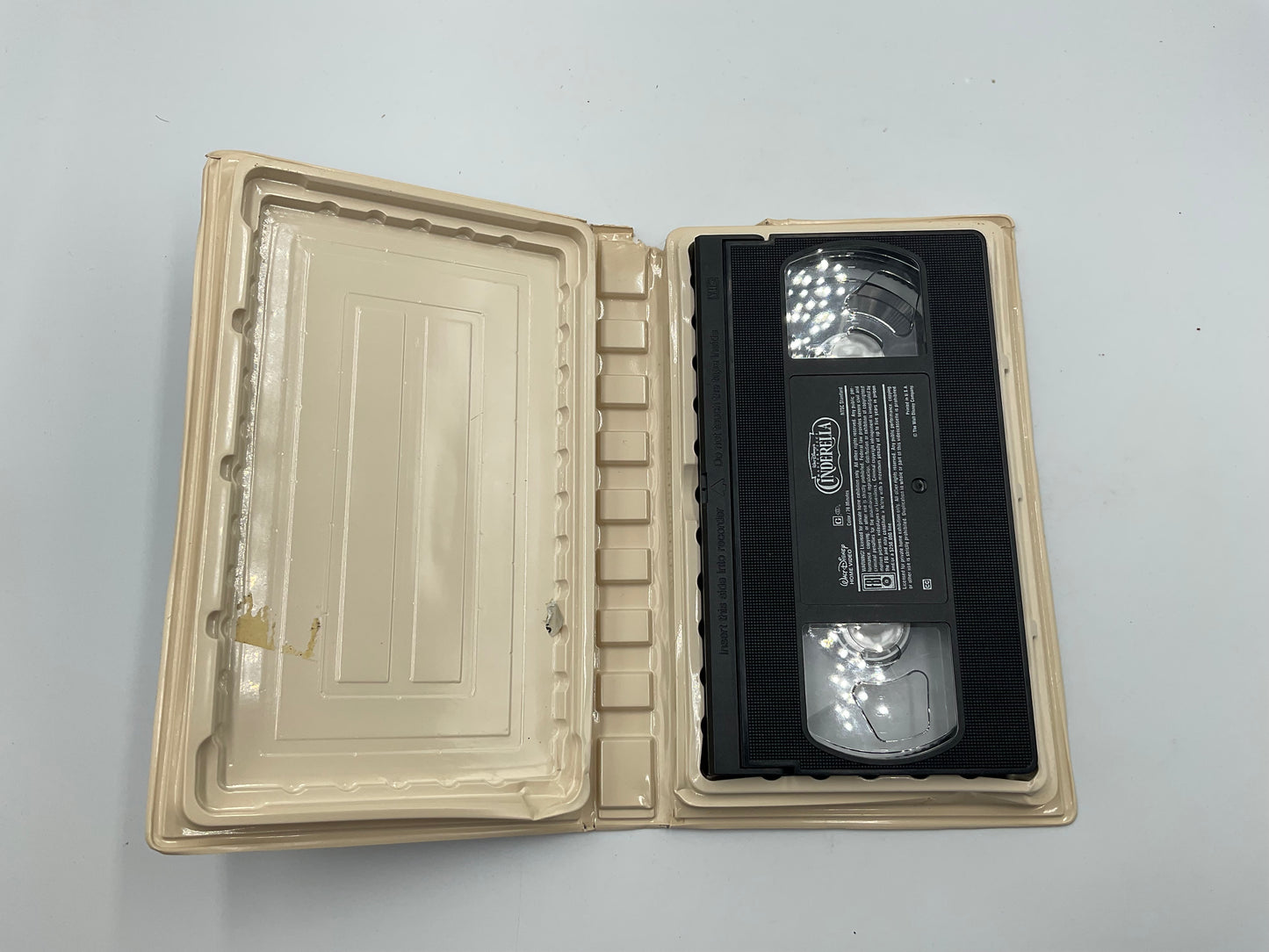 Walt Disney’s Masterpiece Collection Cinderella Vintage VHS Video Tape