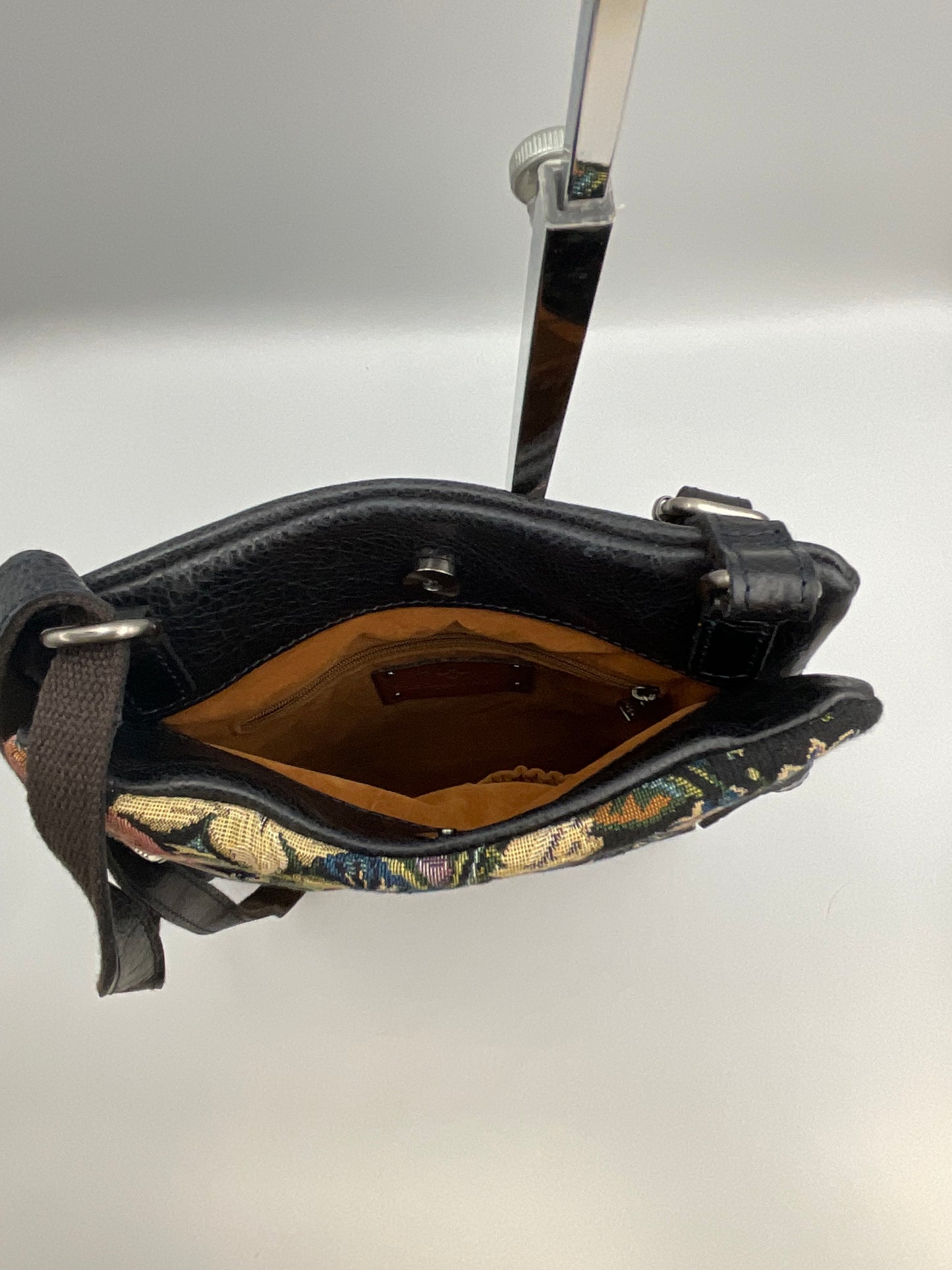 Ready JB Patricia Nash Leather and Tapestry Crossbody Bag