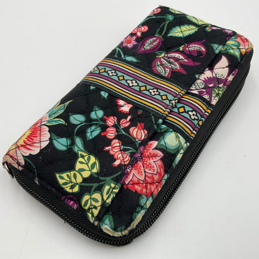 Vera Bradley Wallet Vines Floral Retired Pattern Black with Flowers