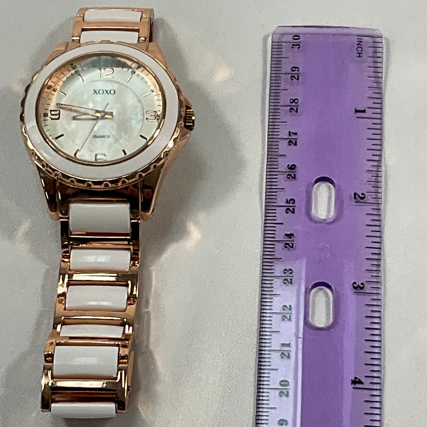 XOXO Two-Tone Rose Gold and White Quartz Women's Watch Excellent Working Condition New Battery