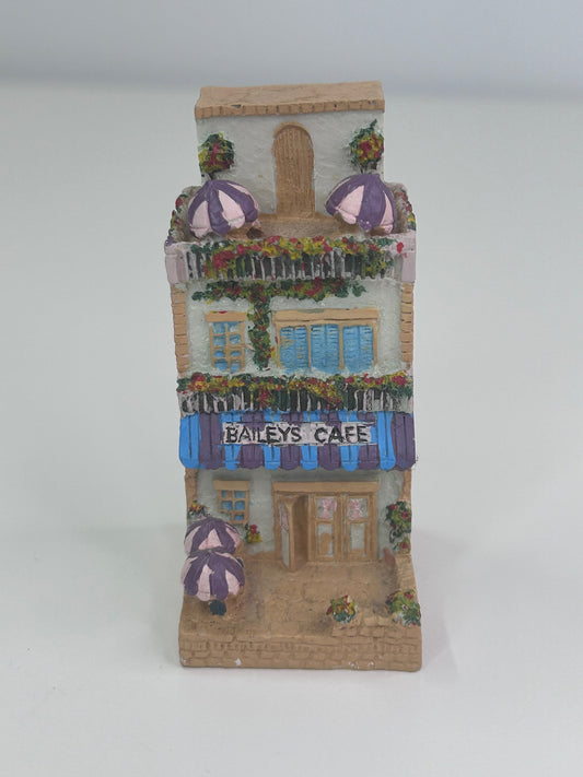 Baileys Vintage 1998 Limited Edition Continental Cafes Coffee Shop Figurine