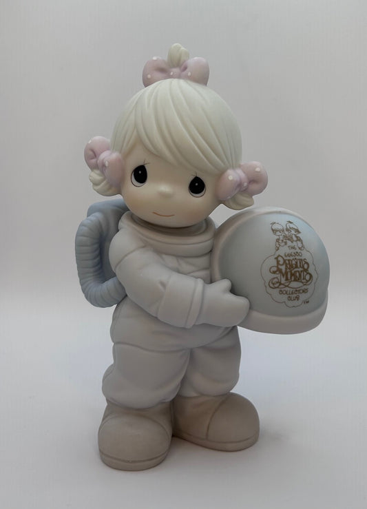 Precious Moments Vintage 1992 Symbol of Membership The Club That's Out of This World New