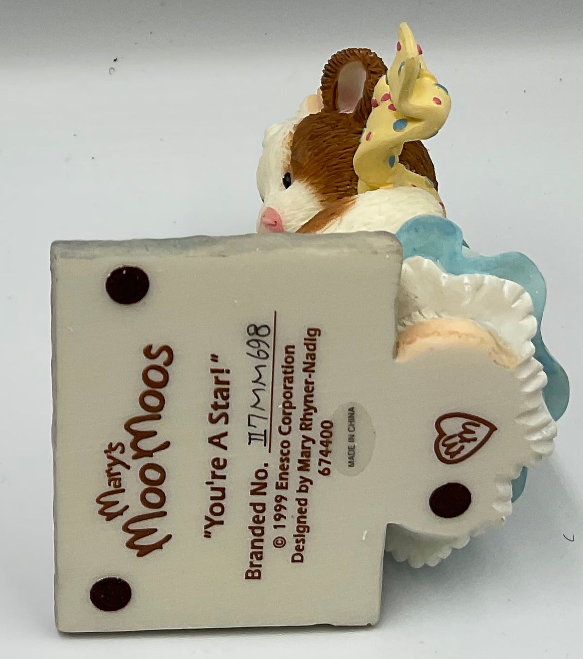 Enesco Mary's Moo Moos You're A Star Cow Figurine 674400 1999
