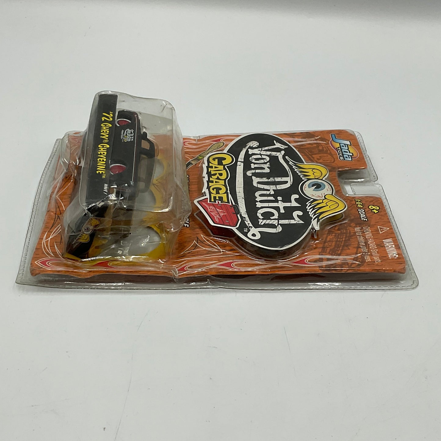 2004 Jada Toys Von Dutch Garage 1:64 Scale 1972 Chevy Cheyenne