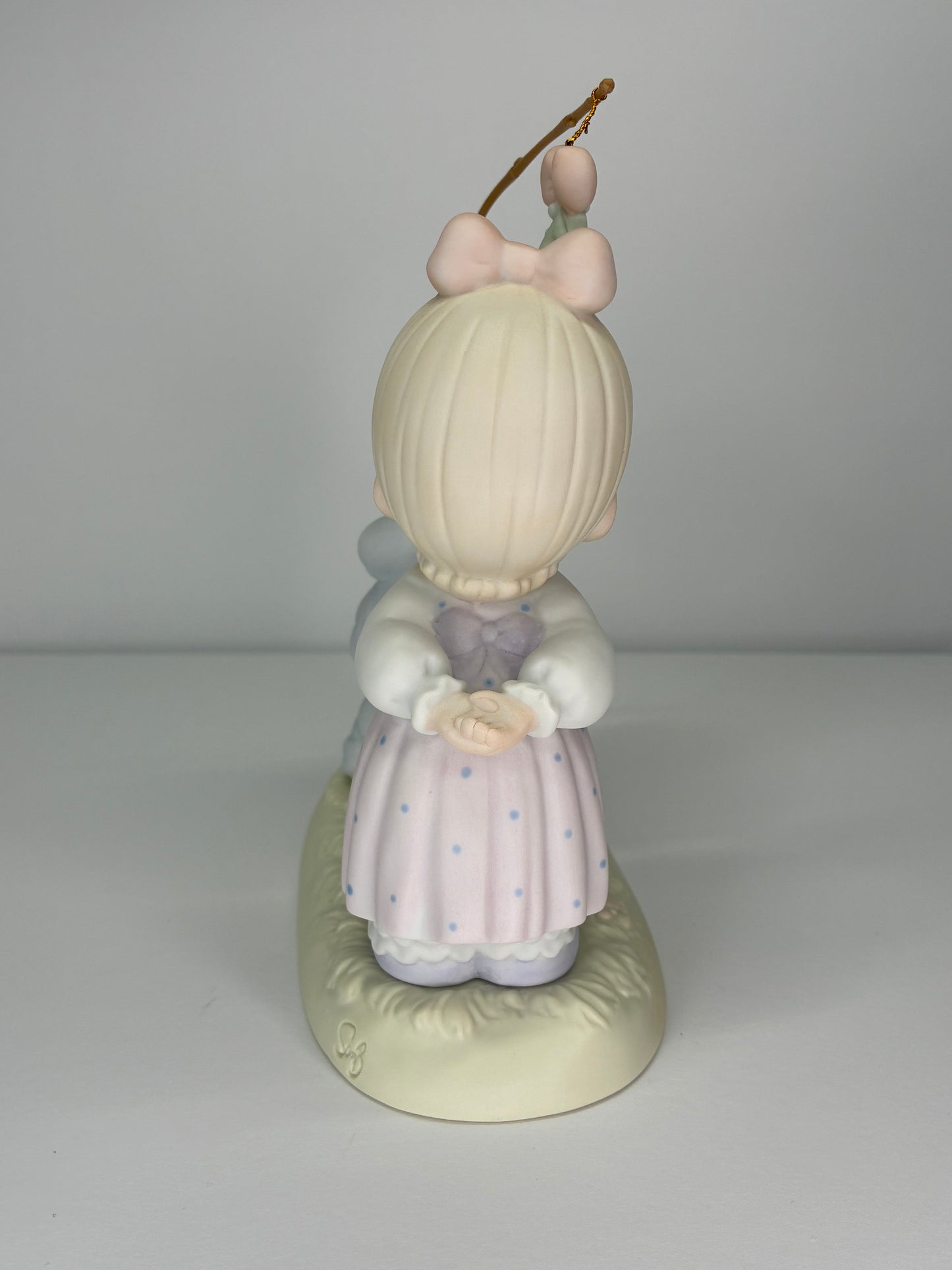 Precious Moments Vintage 1990 Blessings From Above Hand Painted Porcelain Collectible Figurine Original Box