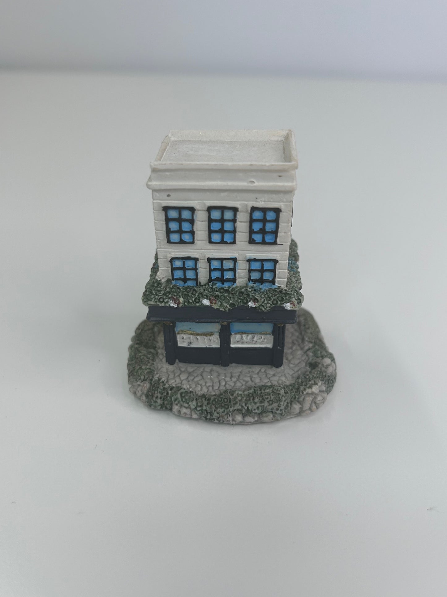 Baileys Irish Cream Vintage 1996 Murphy's Cafe Mini Coffee Shop Figurine