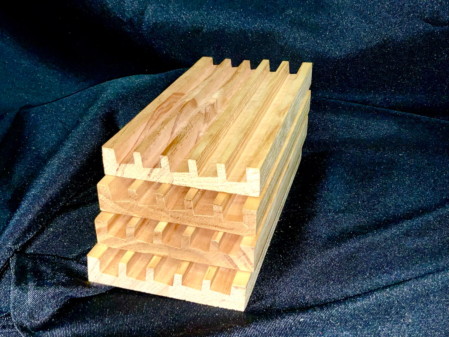 Four 4 Wood Domino Racks Cardinal Classics New in Original Box